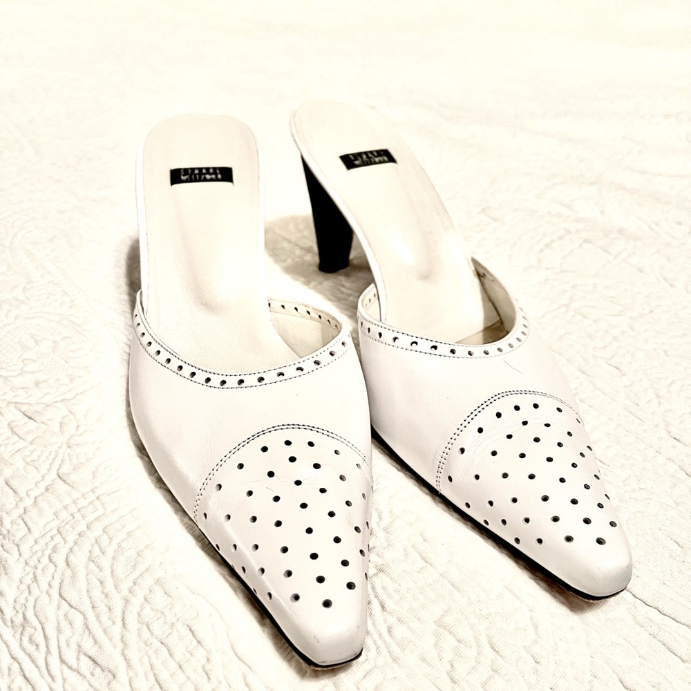 STUART WEITZMAN White Leather Kitten Heel Mules Slip On